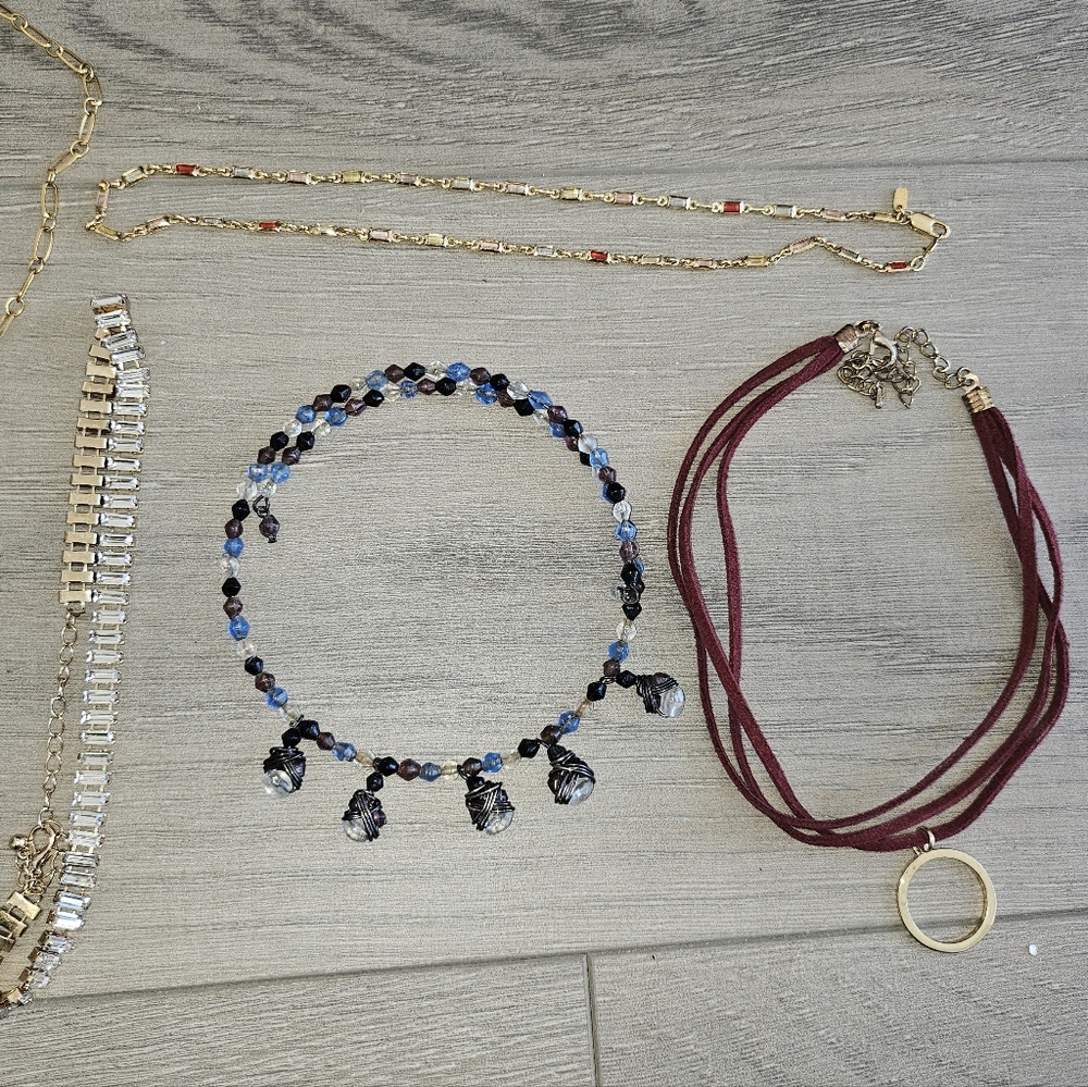 Jewlery Bundle - Picture 3 of 5